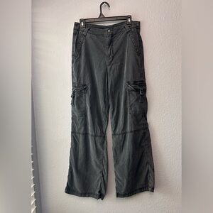 American Eagle Womens Sz 8 Baggy Wide Leg Cargo Pants Washed Black Y2K Grunge